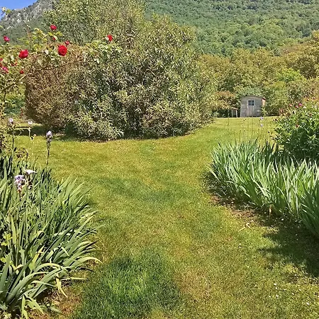 Charvolet Bed and breakfast Izeron
